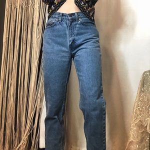 👇 Mid 80’s- 90’s Levi Strauss high waist jeans👇⁣
